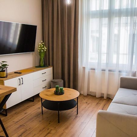 Piernikowe By Rentoom Apartment Torun Exterior photo